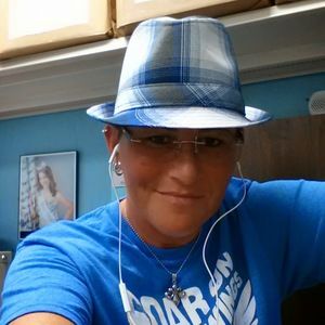 Meet your Posher, Kara